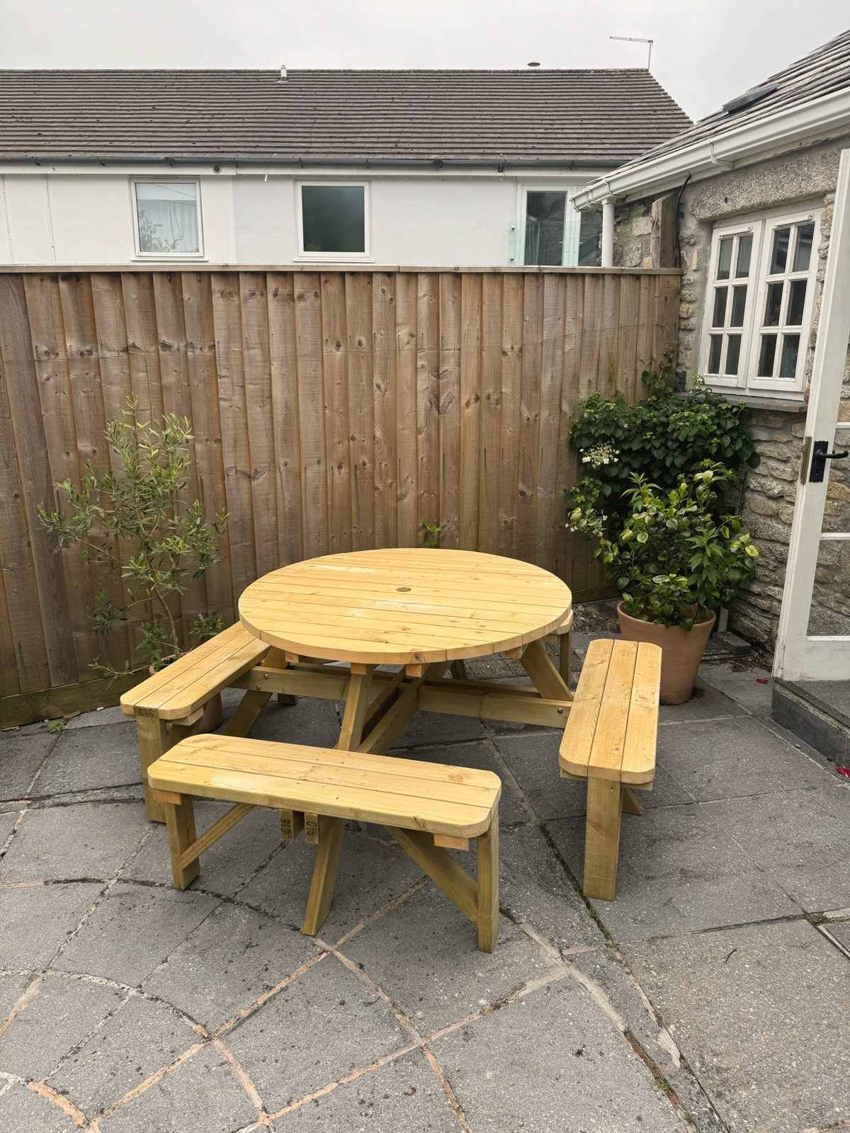 Circle Picnic Table in heavy tanalised timber
